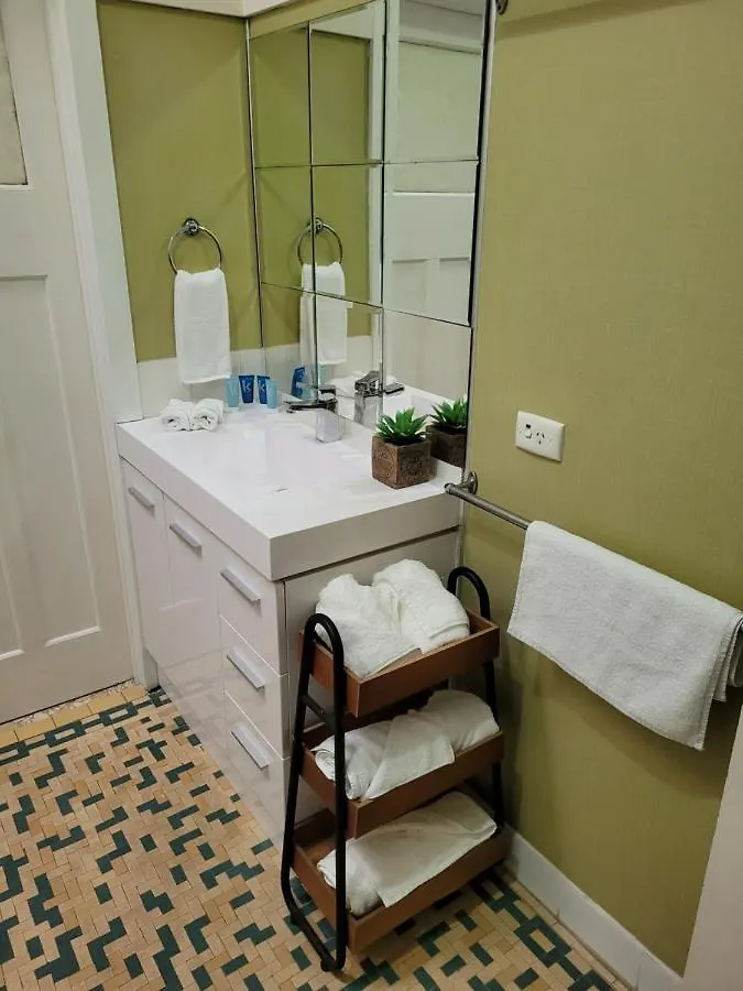 Spacious Home Close To Cbd And Airport Brisbane